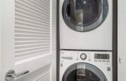 Sharon Green apartments by FantasticStay - Photo 64