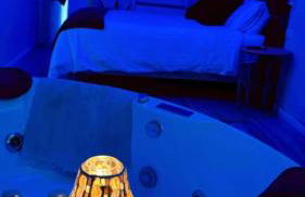 La casa di Raysa con idromassaggio vicino al Duomo - Photo 13