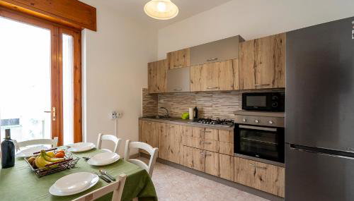 Casa Torre San Giovanni Near the Sea - Happy Rentals - Foto 2