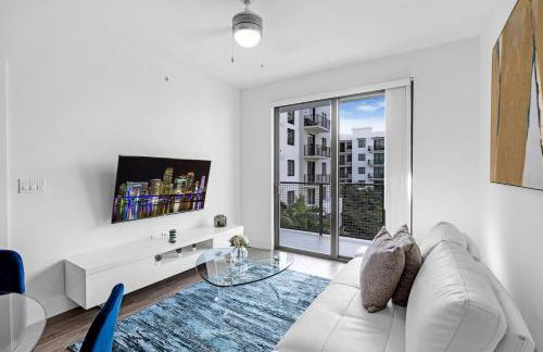 Sleek Doral Retreat 1 Bed Oasis With Free Parking - Foto 3