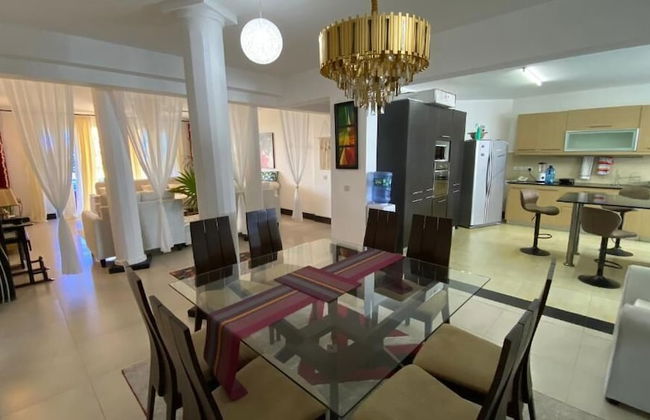 Lux Suites Hayana Palm Apartments - Foto 17