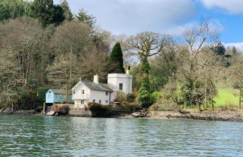 The Sharpham Boat House - Photo 33