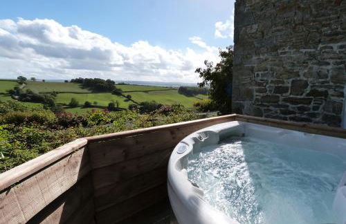 Tref y Nant - Photo 2