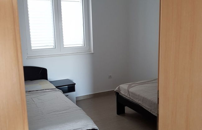 Contemporary Apartment in Neviđane near Sea - Foto 3