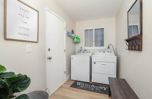 *DESIGNER East Bay Remodel Home* - Foto 21