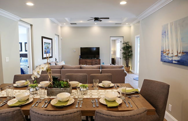 Fantastic 6 bedroom 4 bath Pool Home - Foto 21