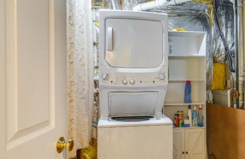 20 Mi to Downtown DC Pet-Friendly Lorton Apt! - Foto 10