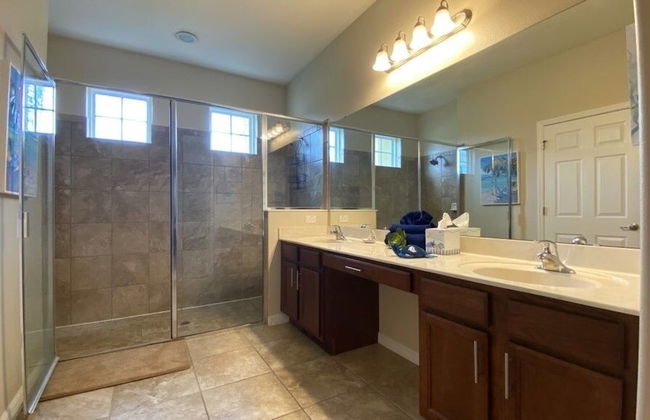 Spacious 5bd Pool Hm Spa Gm Watersong -256ys 5 Bedroom Home by RedAwning - Foto 12