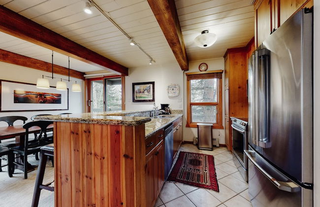 Top of the Village - Foto 53