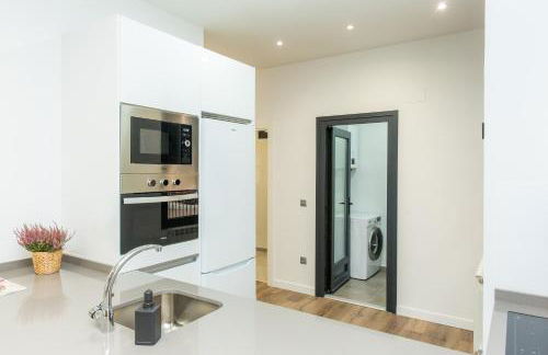 Moderno Apartamento LAUD3 - Nuevo/Familiar/Wifi/TV - Foto 16