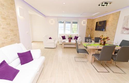 Luxury Villa Star Lights Trogir - heated pool, hot tub, gym, billiard - Foto 19