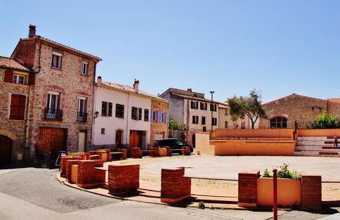 appartement centre ville du Boulou pour 2 adultes-2 enfants- check in 18h 20h check out 11h max juillet-aout 1 semaine minimum - Foto 35