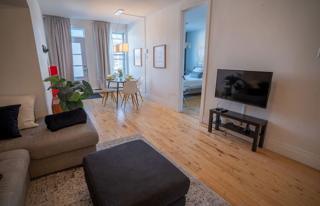 SUPERB 1 Bed Apt. Steps Away From Metro - Foto 8
