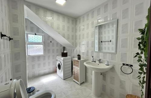 Seaside & Mountain Views & Cozy Calheta Retreat MQ1 - Photo 8