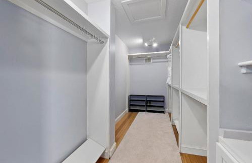 Fountain of Youth House - Scenic Downtown Retreat - Foto 24