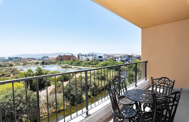 Waters Edge 319 - Photo 1