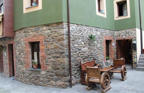 Apartamentos El Aramo Asturias - Foto 17