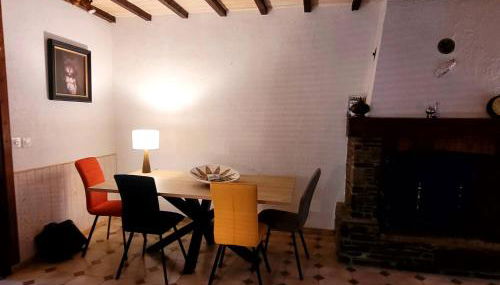 T3 avec jouissance jardin dans ancien presbytere - Photo 4