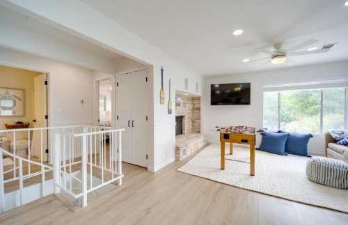 Lakefront Granite Shoals Escape with Dock! - Foto 23