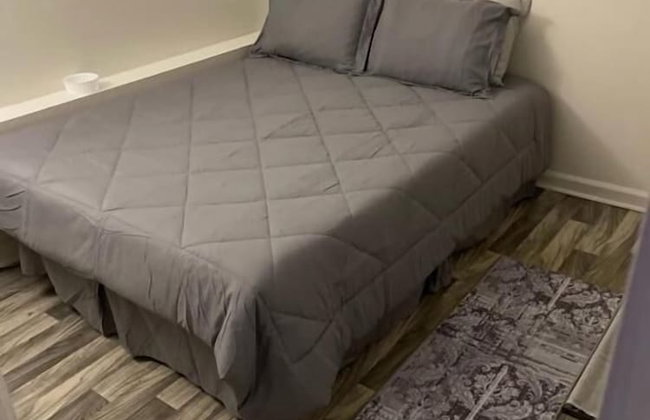 The Van Zant House - Photo 8