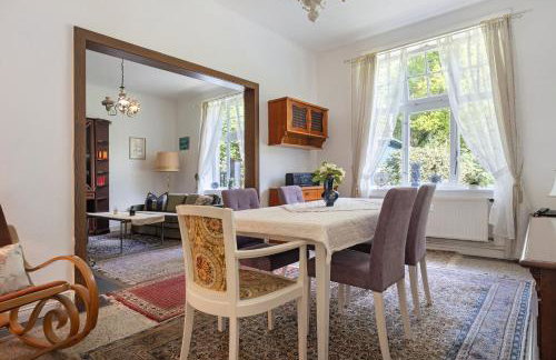 Grosszügiges Ferienhaus mit Wald - Foto 15