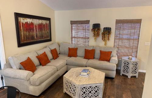 The Poolside Escape - Foto 42