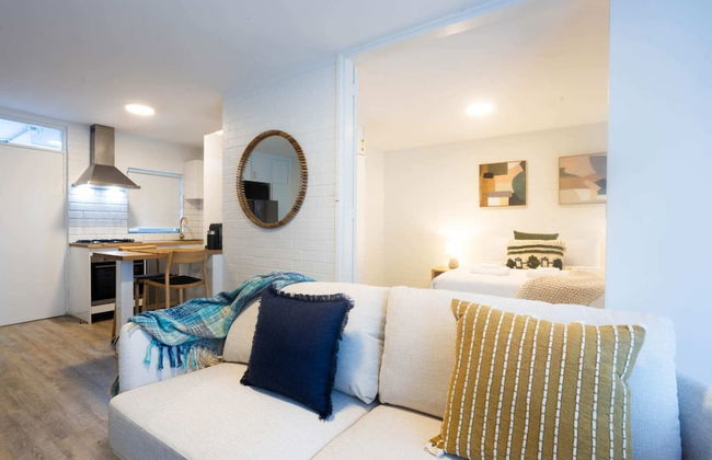 Lovely 1BR Apt in Bicton With Backyard and Parking - Foto 15