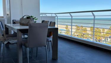 RIVIERA PALACE - TRILO SEA FRONT- Premium Villas - Foto 5