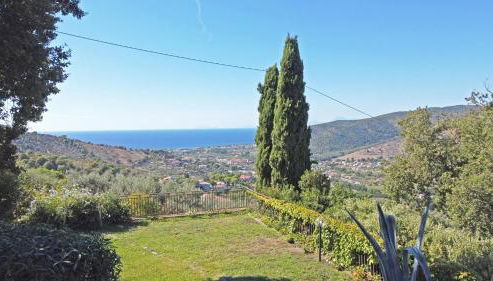 Elegante villa panoramica con giardino e idromassaggio a 10 minuti dal mare - Foto 3