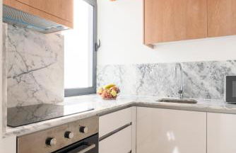 Authentic Studio with Terrace by HostWise - Foto 56