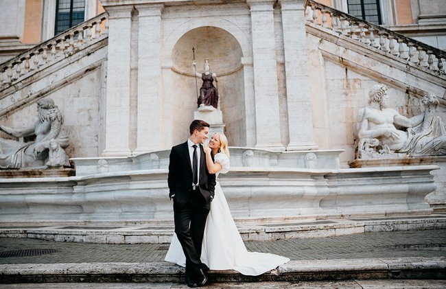 Wedding Honeymoon Photoshoot in Rome - Photo 18