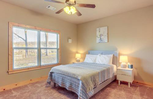 Fish the White River! Sleek Family Home in Flippin - Foto 19