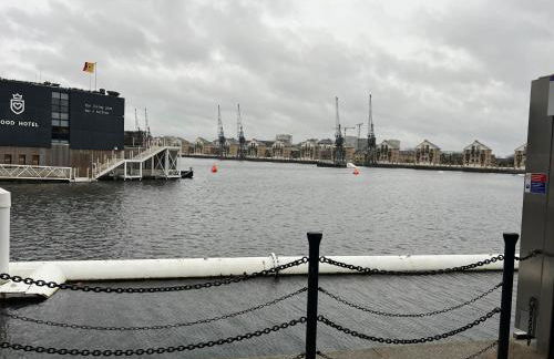 Luxury Dockview 3 Beds Excel London - Foto 46