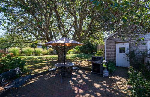 On the Chatham Loop - 1 Min to the Beach - Photo 31