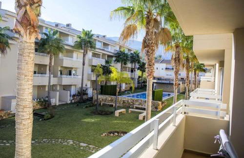 2 bedroom apartment - Sleeps 4 - Pool - Garden - Foto 2