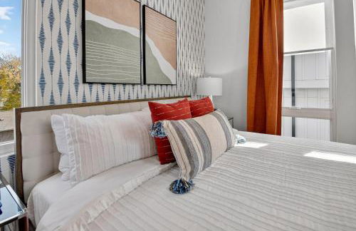 Boho-Chic Home with a Hot Tub, Fire Pit - Foto 25