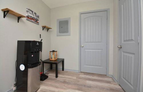 SuperValue Suite #5 @ East End Revitalized - Foto 20