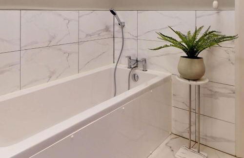 Berthlwyd Coach House - Photo 19