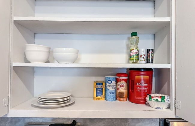 2BR Cozy Winter Respite Haven in Midwest City - Photo 19