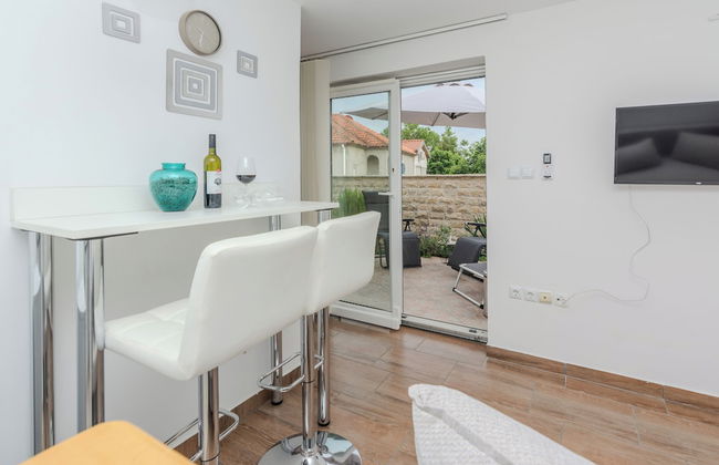 Holiday home Lucic - Photo 7