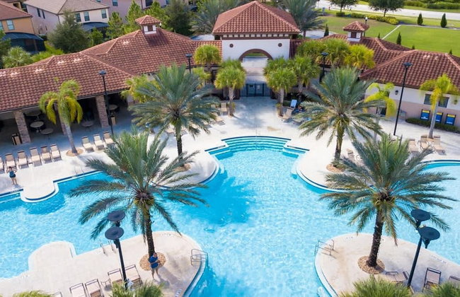 Luxury 5Bd w Jacuzzi Pool Near Disney 5528 - Foto 2