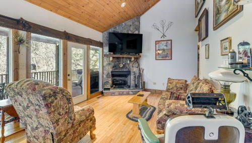 Deck and Sauna Avalon Woods Riverfront Retreat - Foto 4