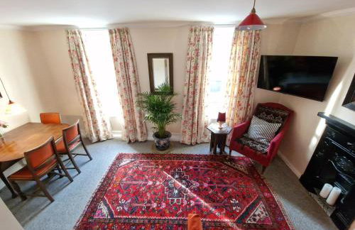 Charming Apartment near Kings Cross - Photo 9