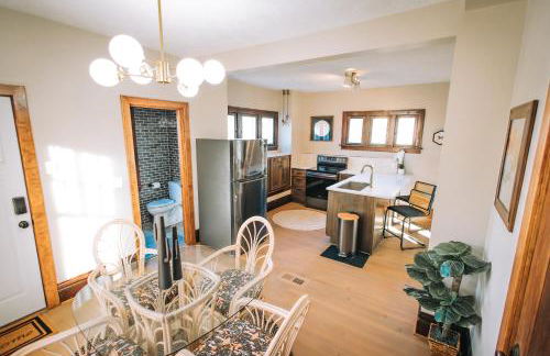 The Craftsman House - 3 min to DT & Falls Park - Foto 12