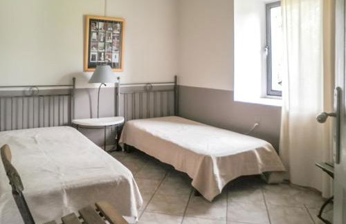 Maison charmante à Oppède avec piscine partagée - Foto 10