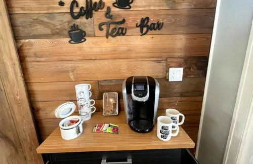 Cozy sanctuary minutes from the bay and beaches - Foto 21