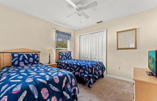 EXQUISITE VILLA - 2 Master Suites, Pool South and Spa, Gas BBQ, Game Room, WIFI - Foto 46