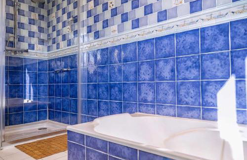 Villa Magarre Climatisée, Piscine Chauffée, Spa, dans un Cadre Naturel Envoûtant - Foto 25