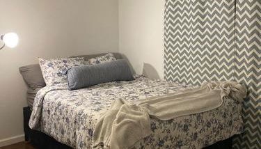 English Rose Garden Cottage near Roseville, CA - Foto 2