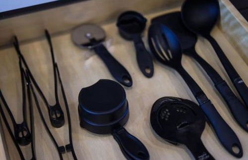 Two Townhomes - Hot Tubs and Rooftop Balconies - Foto 60